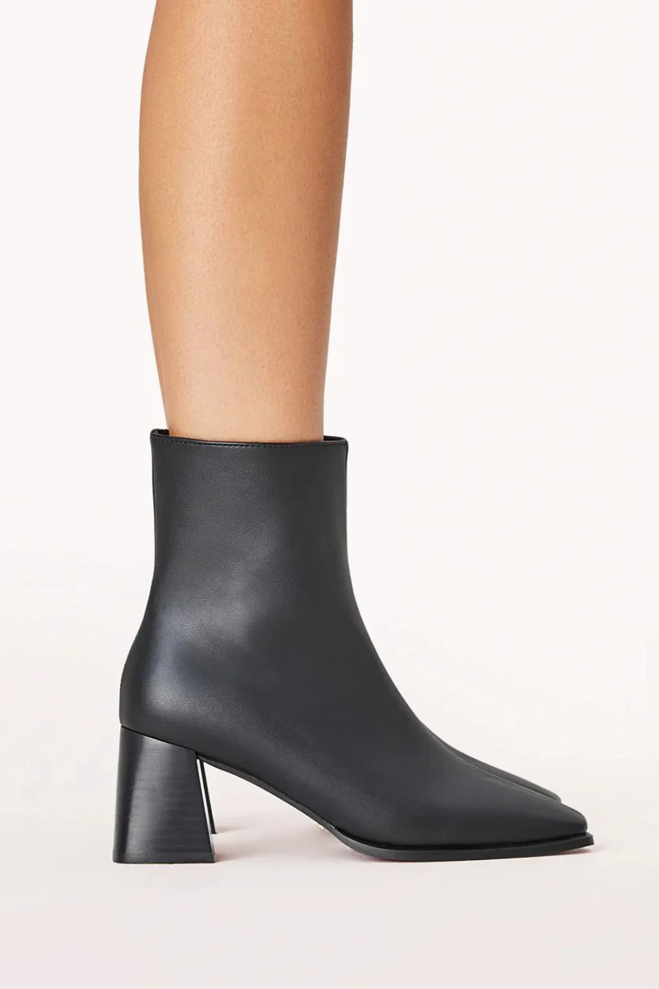 Alania Black Mid Heel Boot - Image 2