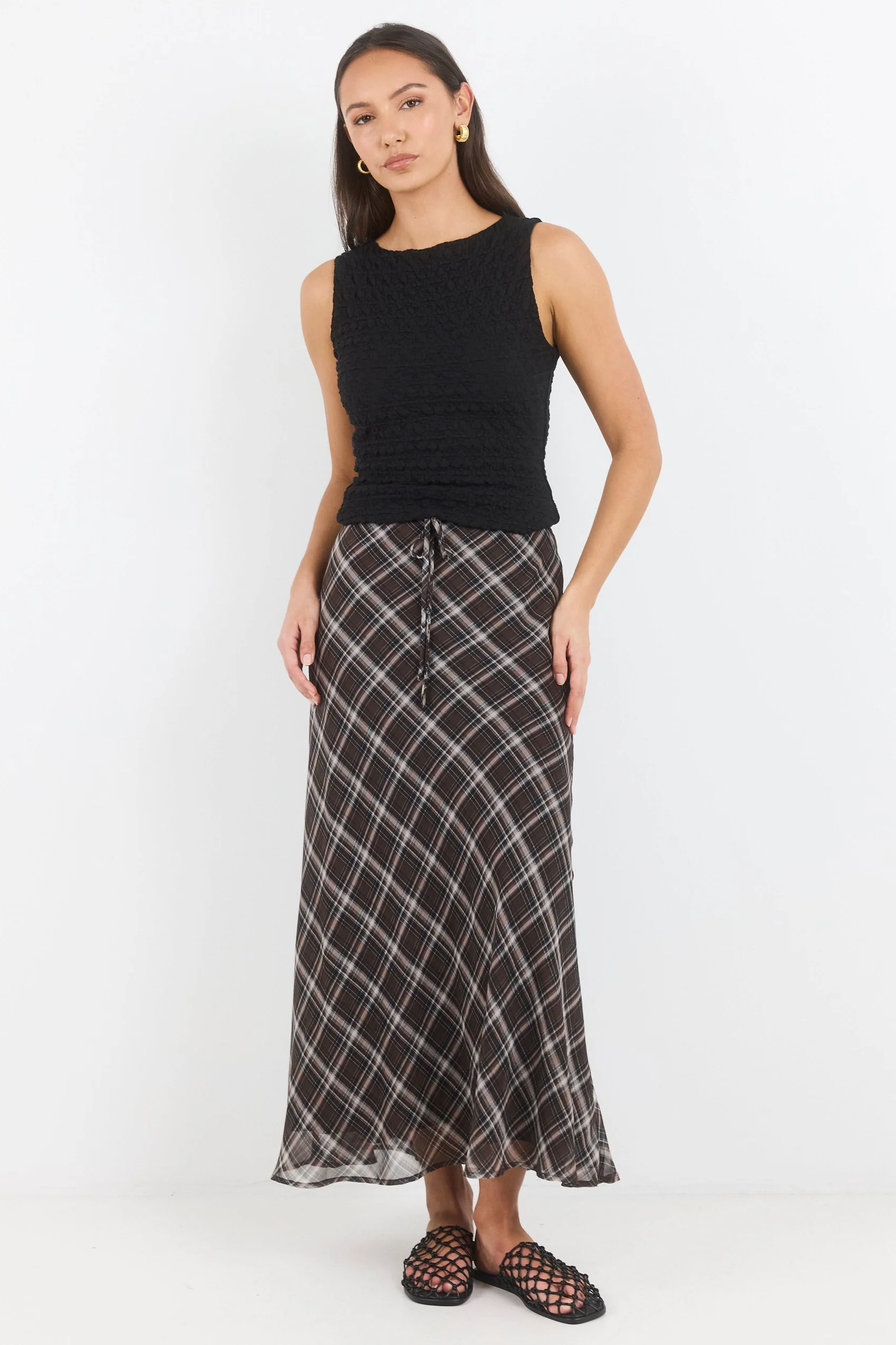 Align Black Chocolate Check Tie Waist Bias Maxi Skirt - Image 3