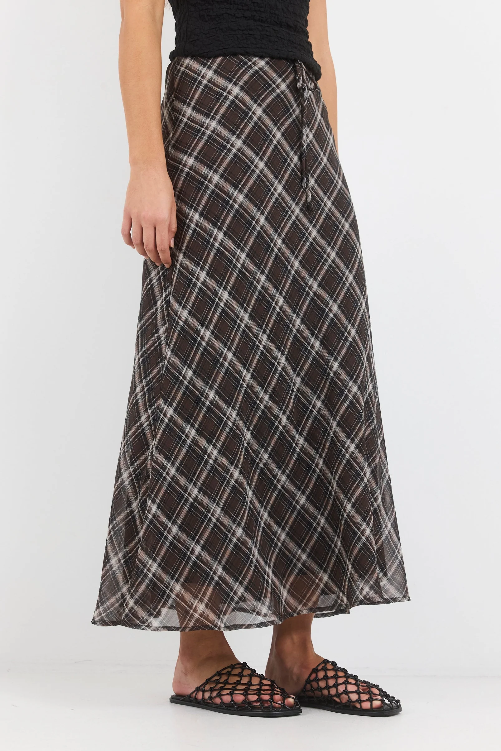 Align Black Chocolate Check Tie Waist Bias Maxi Skirt - Image 4