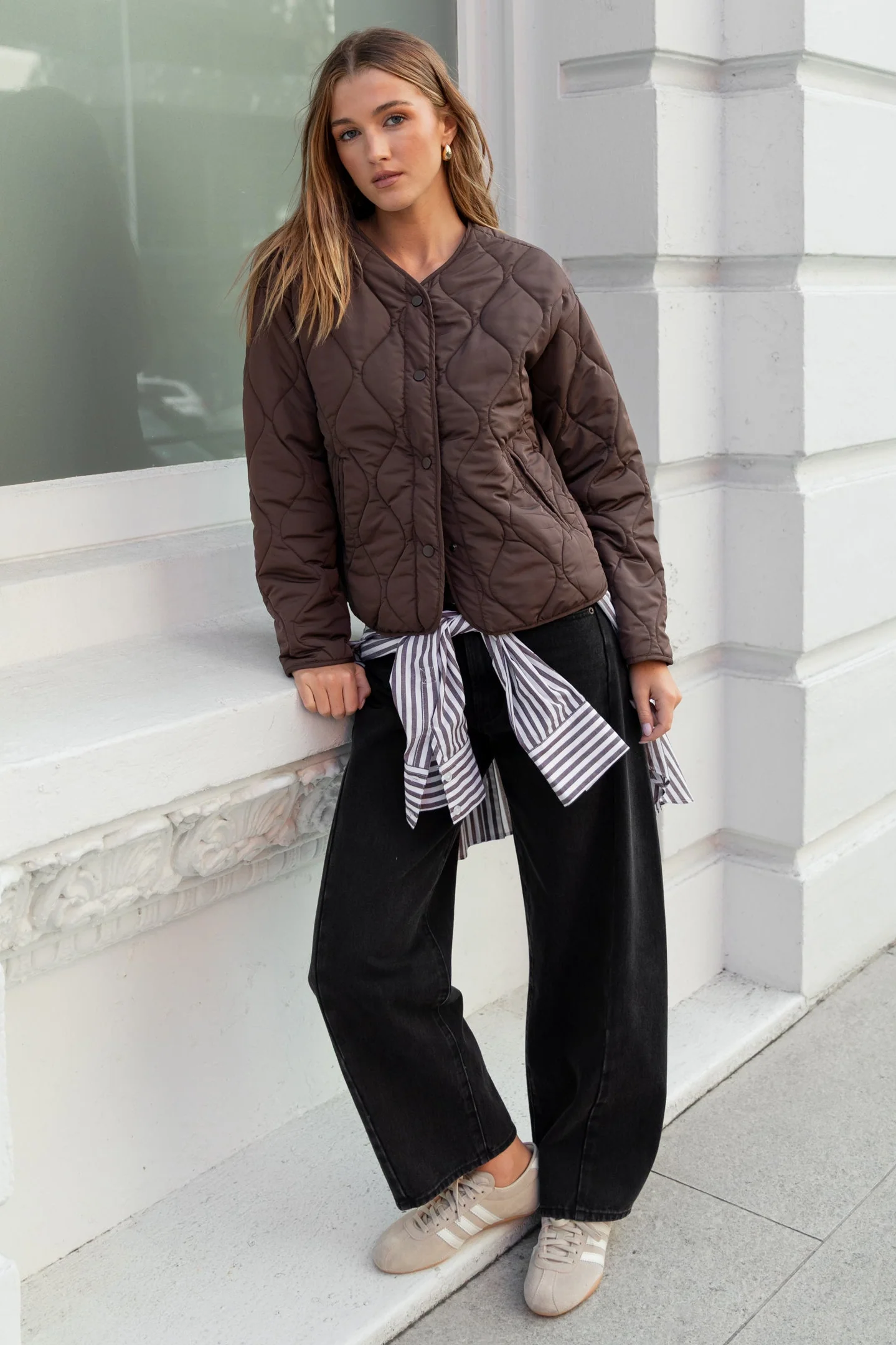 Apex Chocolate Collarless Quilted Puffer Jacket - Image 4