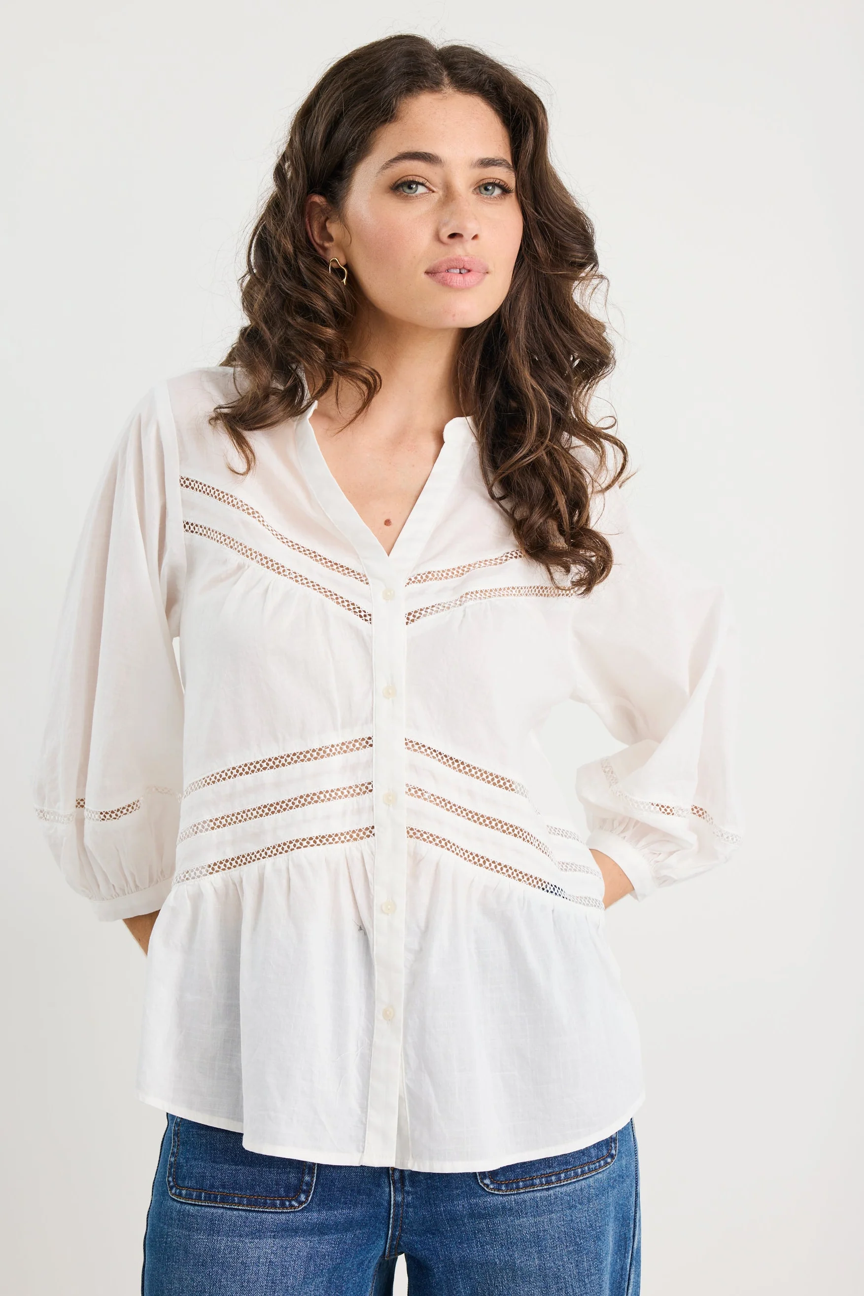 Astound Ivory Lace Trim SS Top