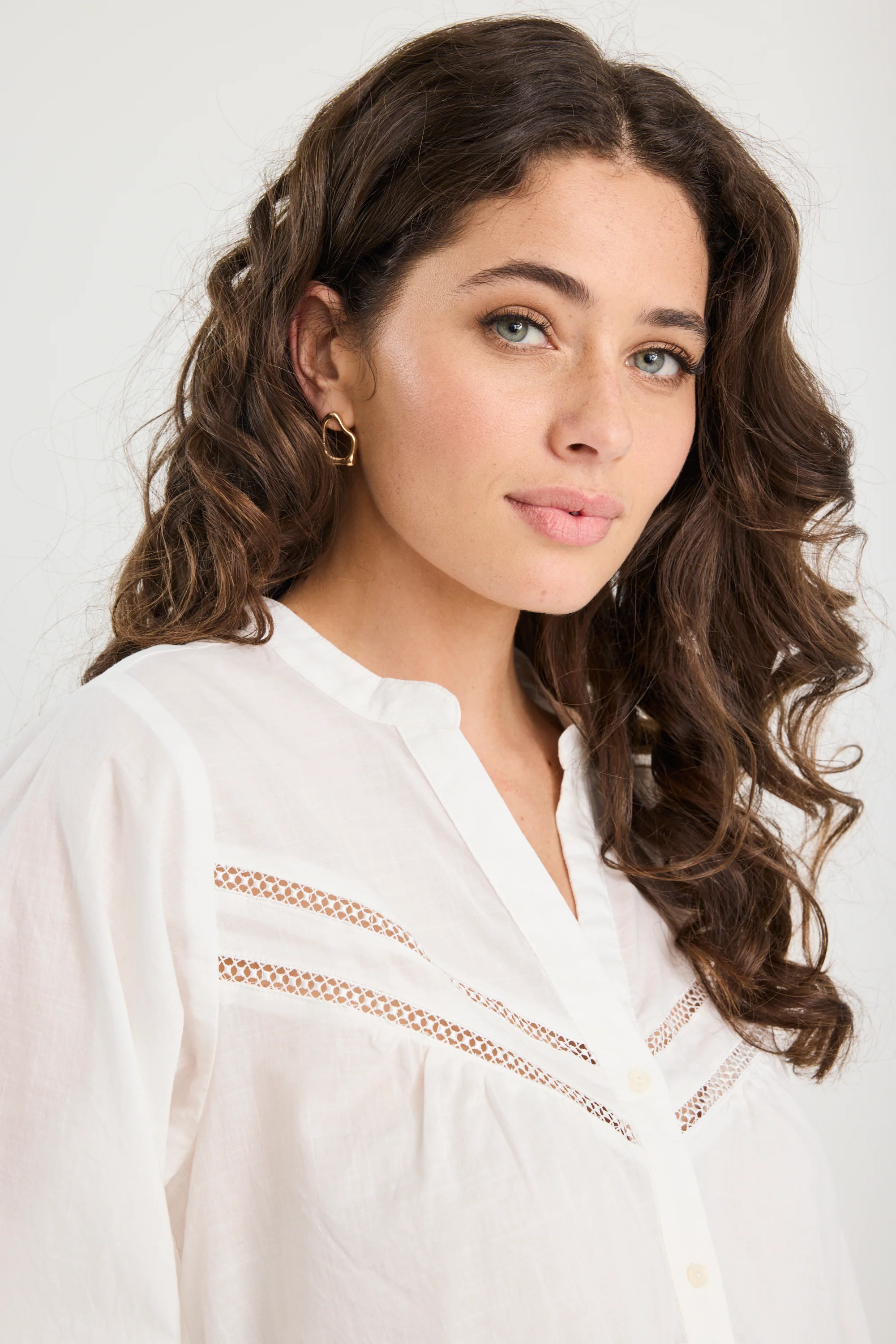 Astound Ivory Lace Trim SS Top - Image 3