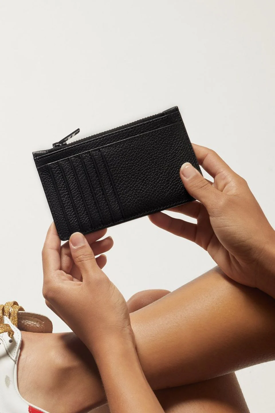Avoiding Things Black Wallet - Image 3