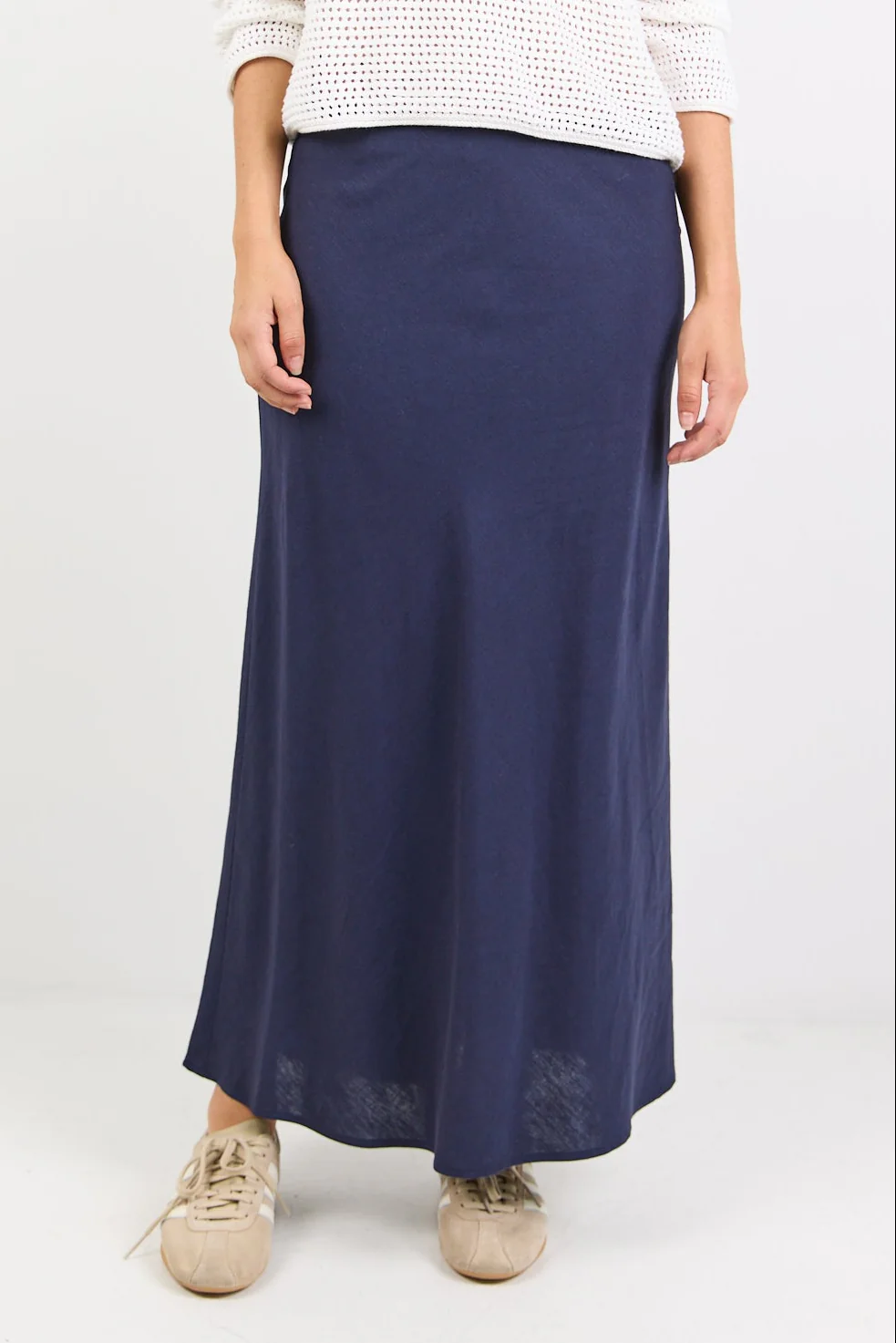 Bliss Navy Linen Blend Bias Midi Skirt - Image 3