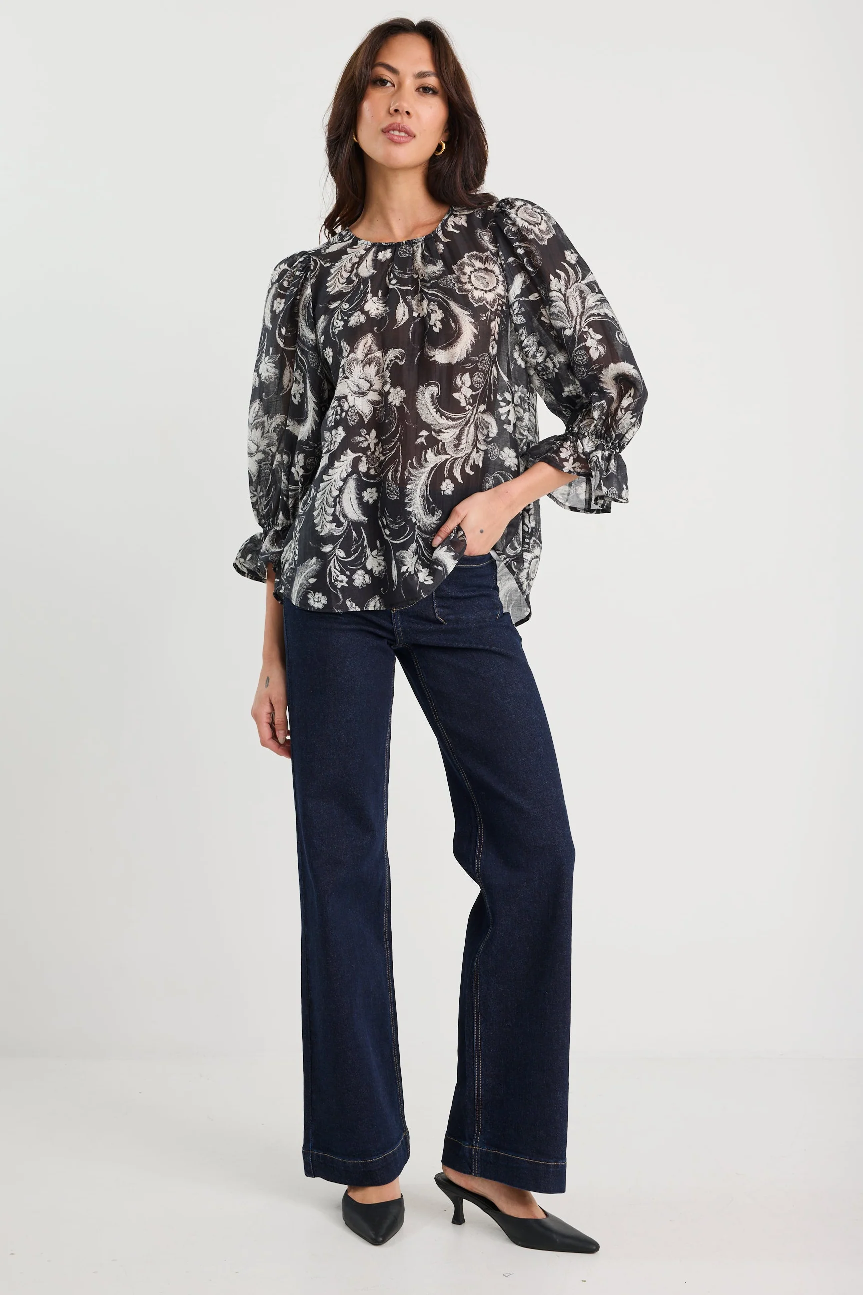 Briefly Black Scrolling Foliage Frill Sleeve Crew Neck Top - Image 3