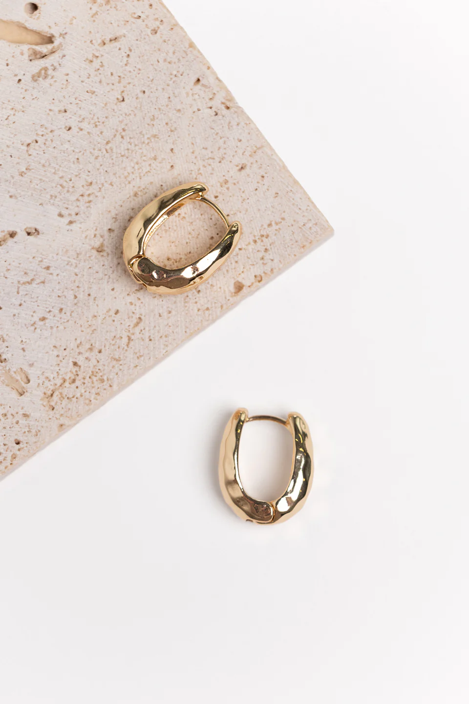 Chunky Hammered Oval Gold Earrings - Image 2