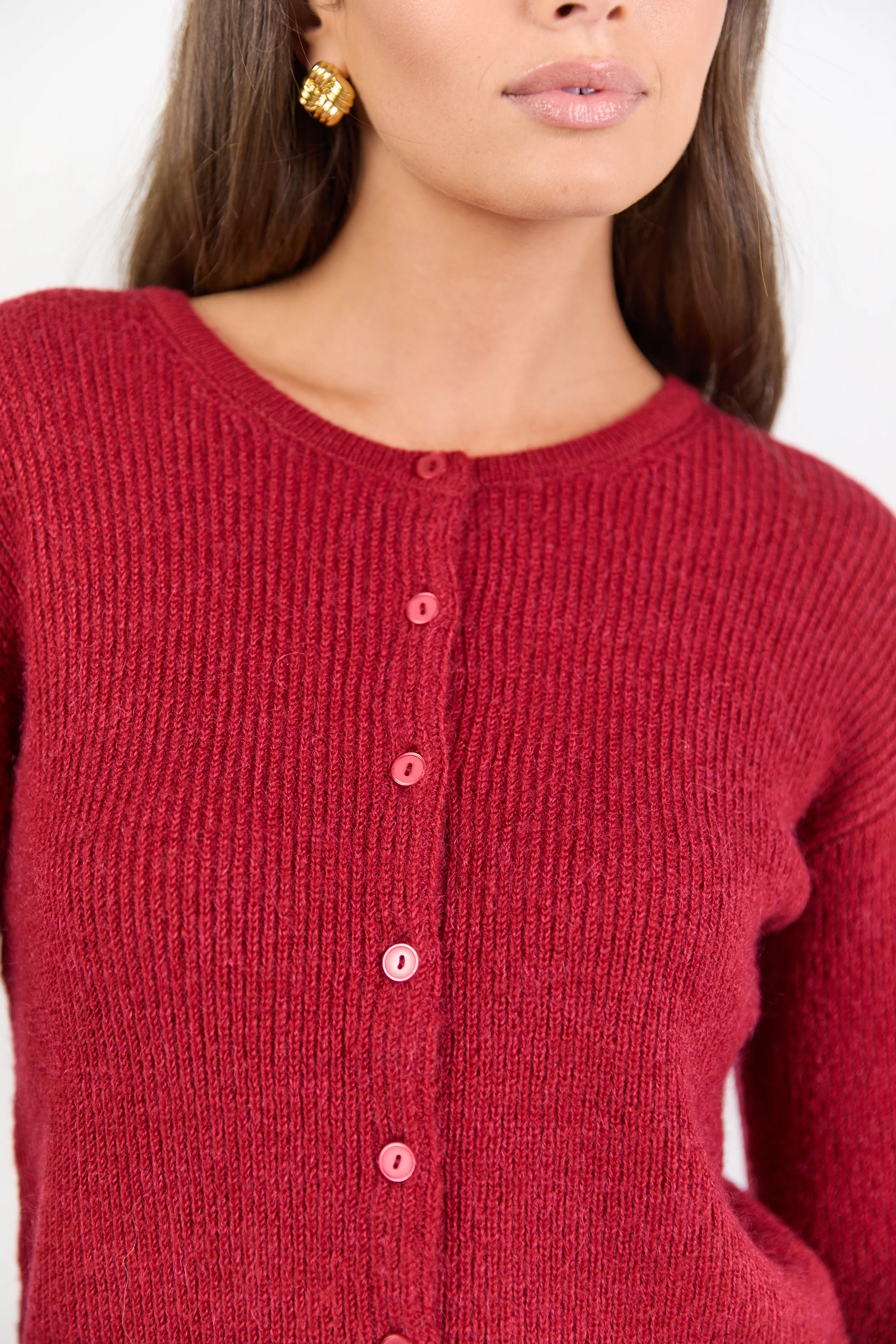 Daydream Red Crewneck Rib Fluffy Cardigan - Image 5
