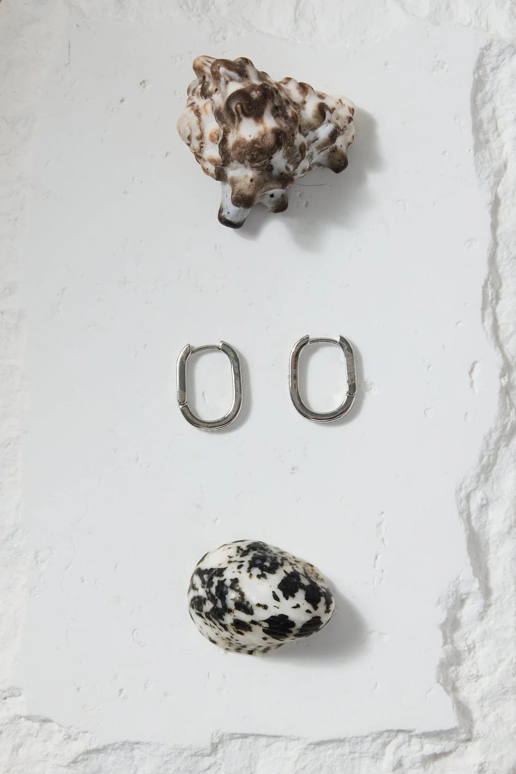 Diamante Oval Rhodium Hoop Earring - Image 3