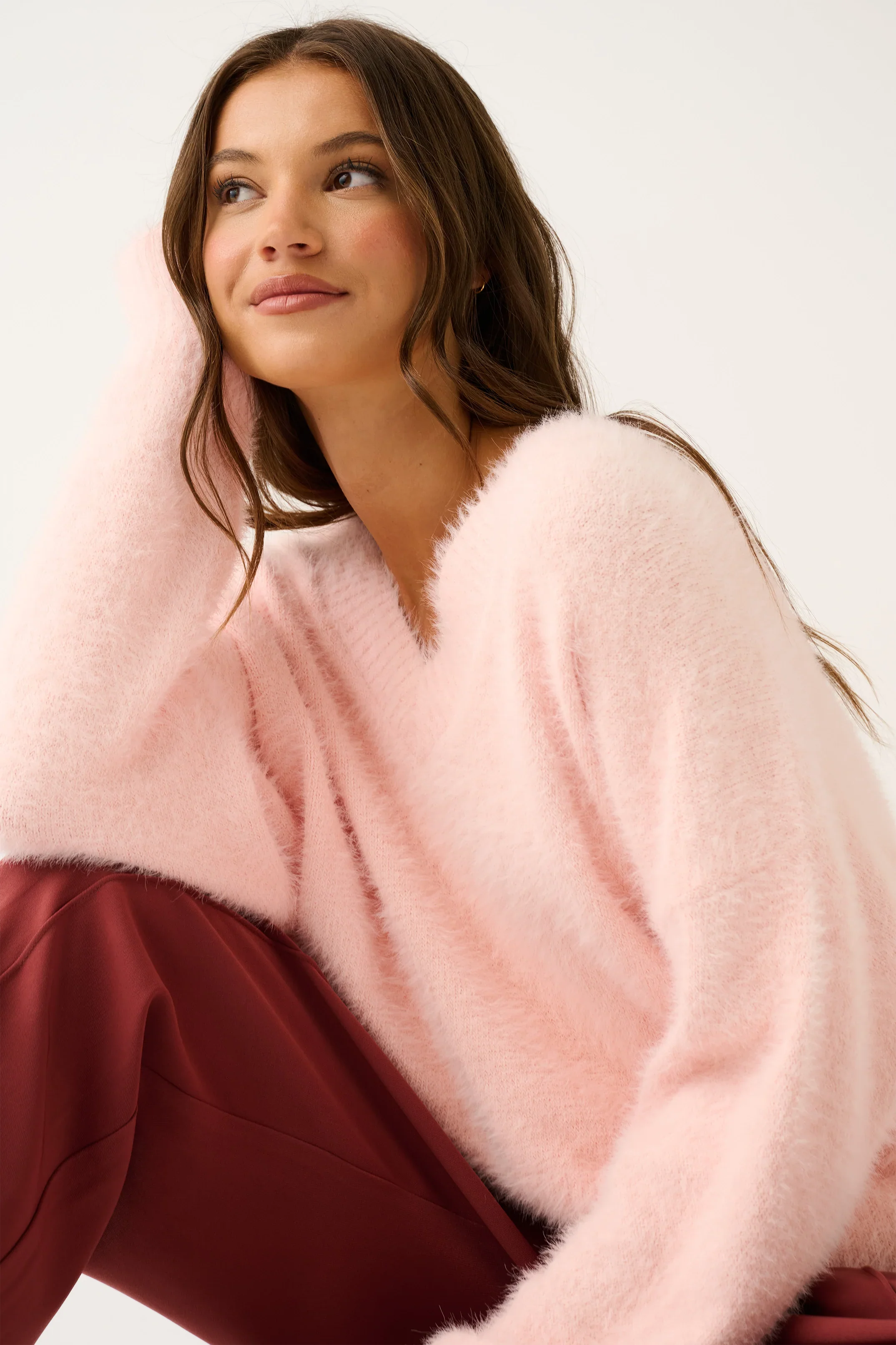 Emmie Blush V Neck Knit Sweater - Image 3