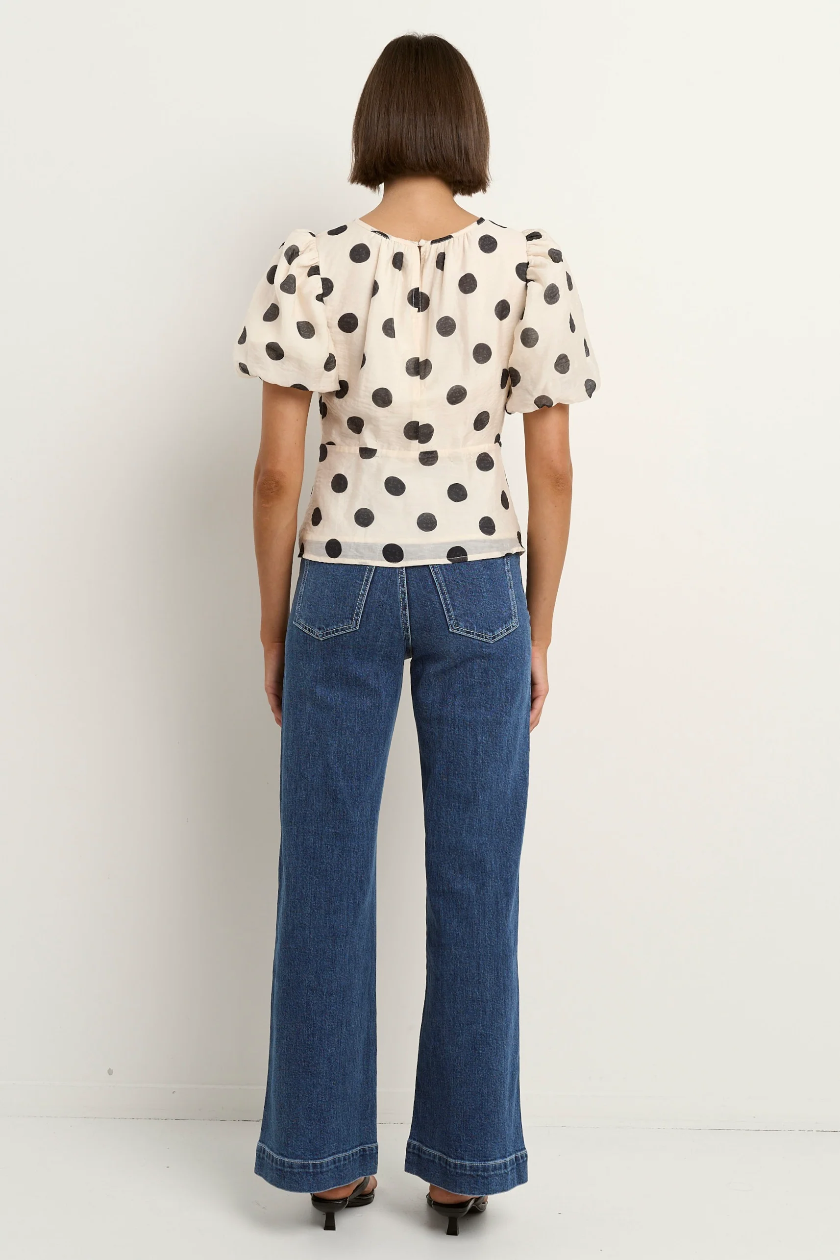 Finali Cream Black Polka Dot Puff Short Sleeve Top - Image 4