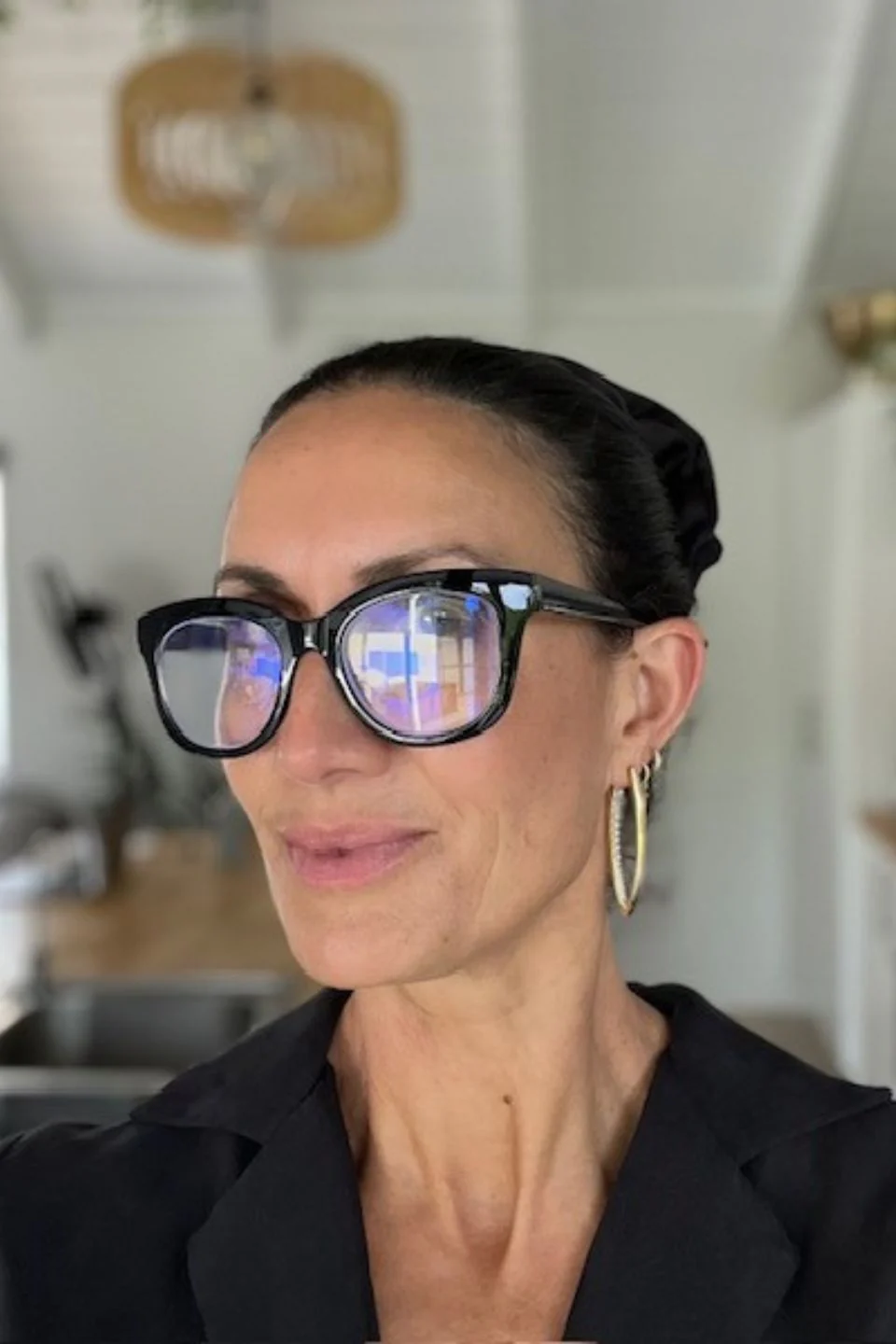 Framed In Black Readers - Image 2