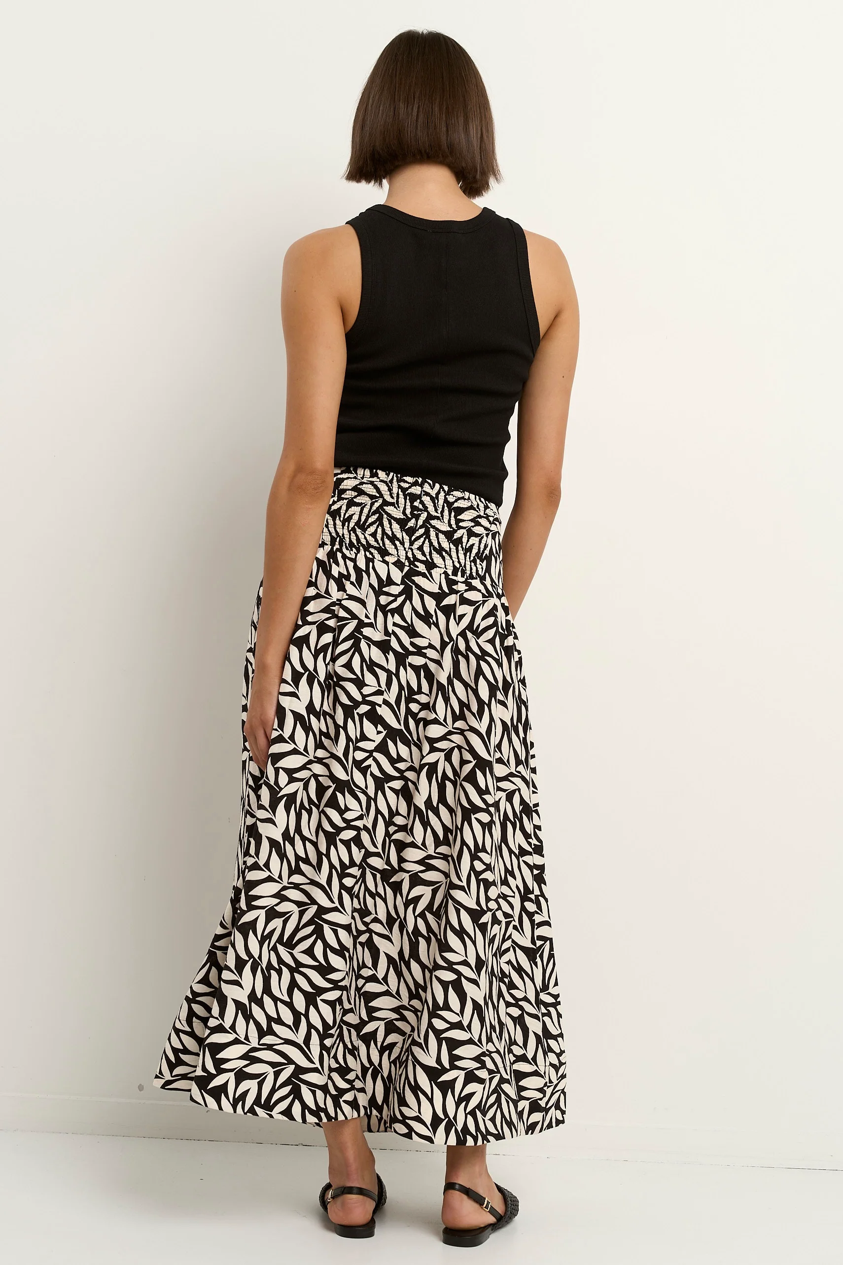 Goodness Black Leaves Shirred Back Tiered Maxi Skirt - Image 5