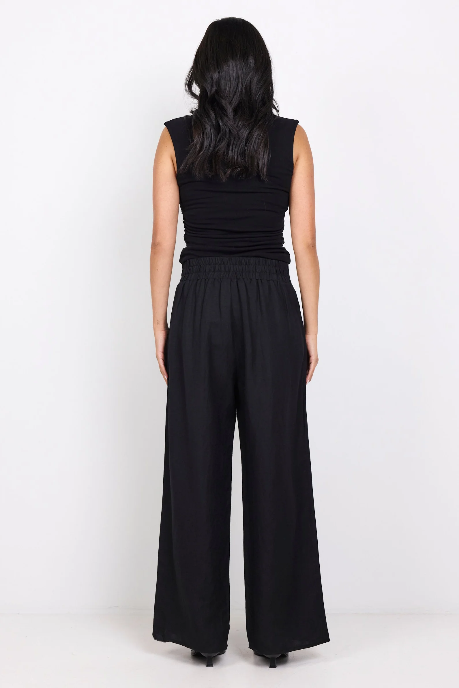 Guardian Black Petite Linen Viscose Elastic Back Pants - Image 6