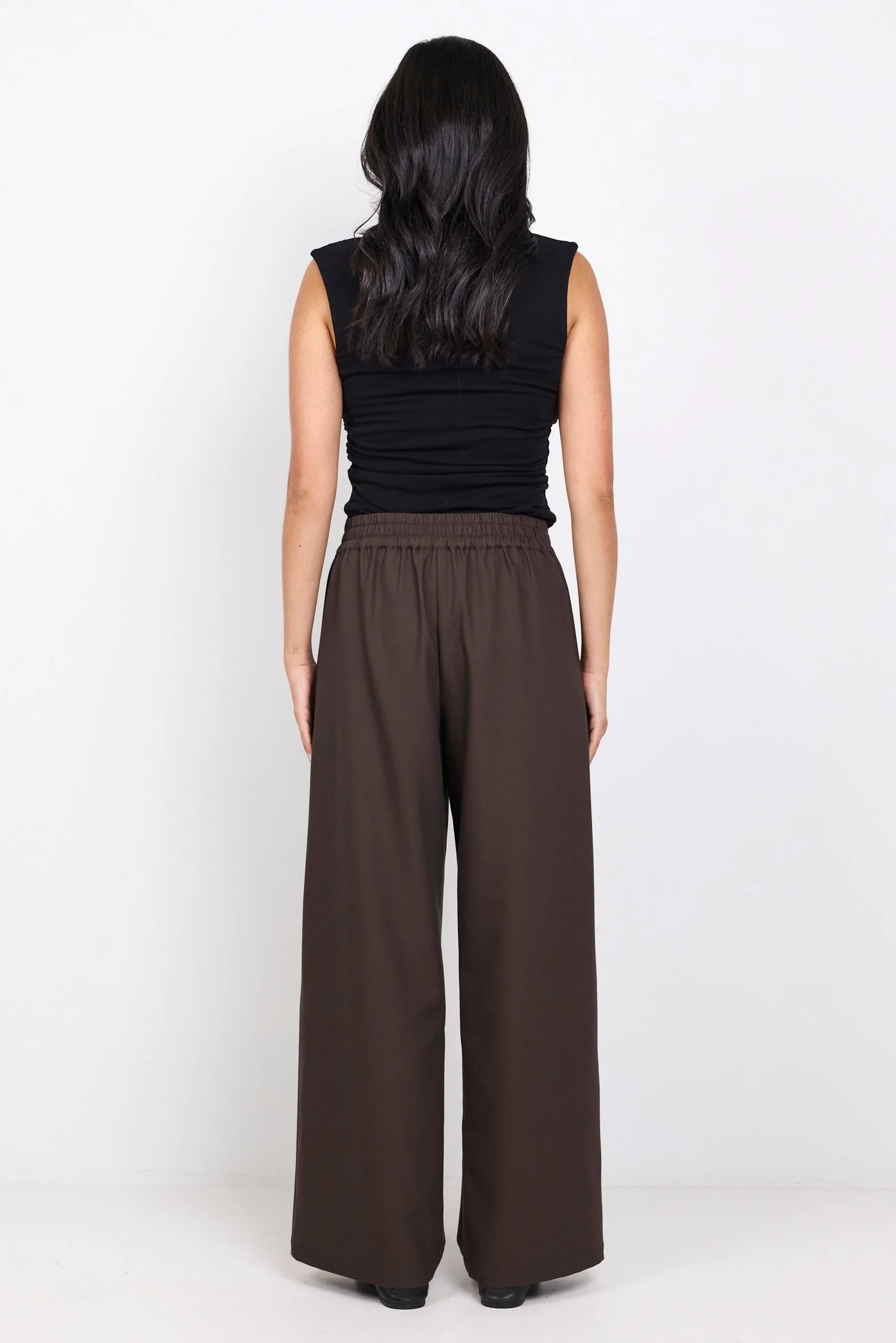 Instinctive Dark Chocolate Petite Wide Leg Elastic Back Pants - Image 4