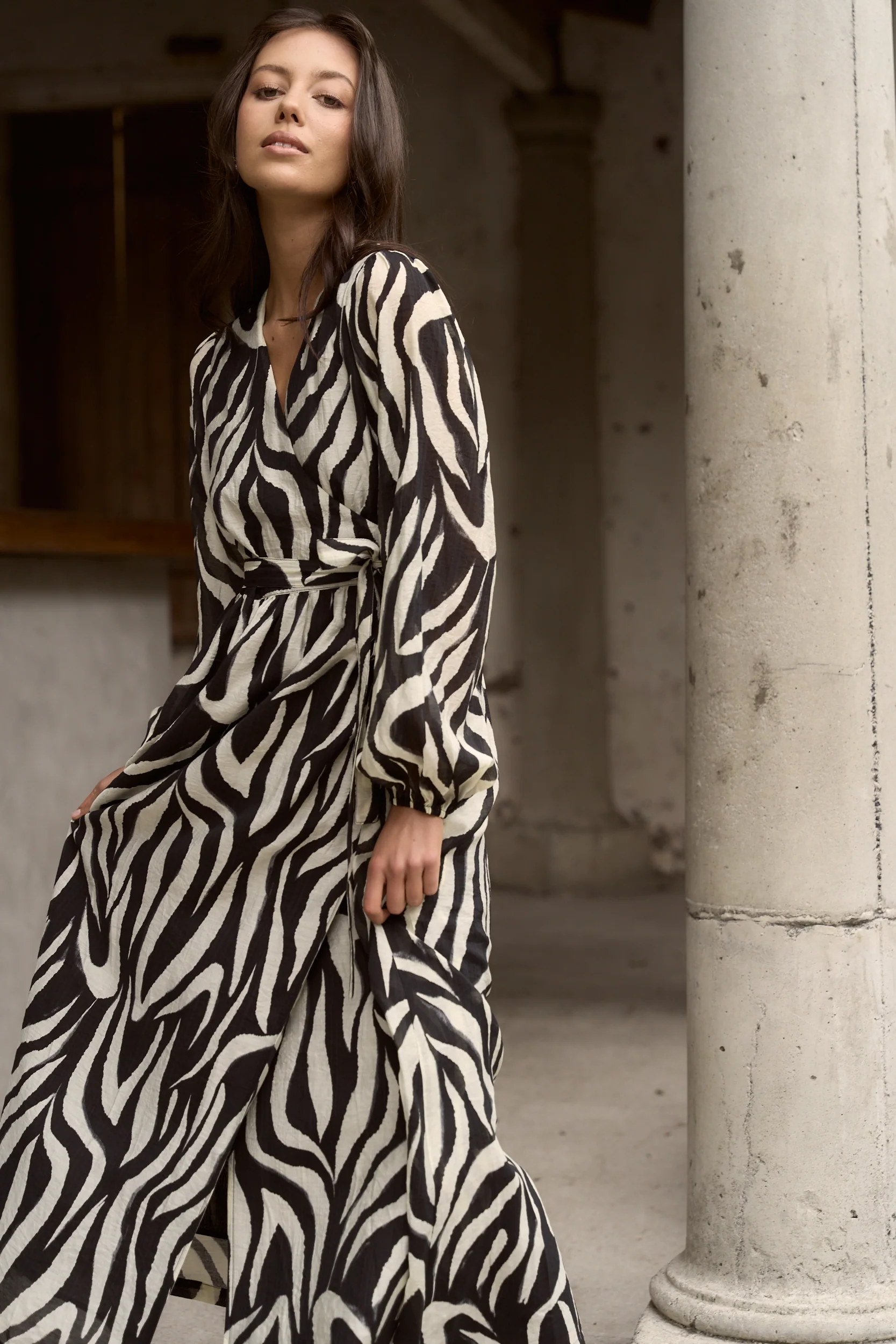 Lake Black Tiger Print LS Wrap Midi Dress