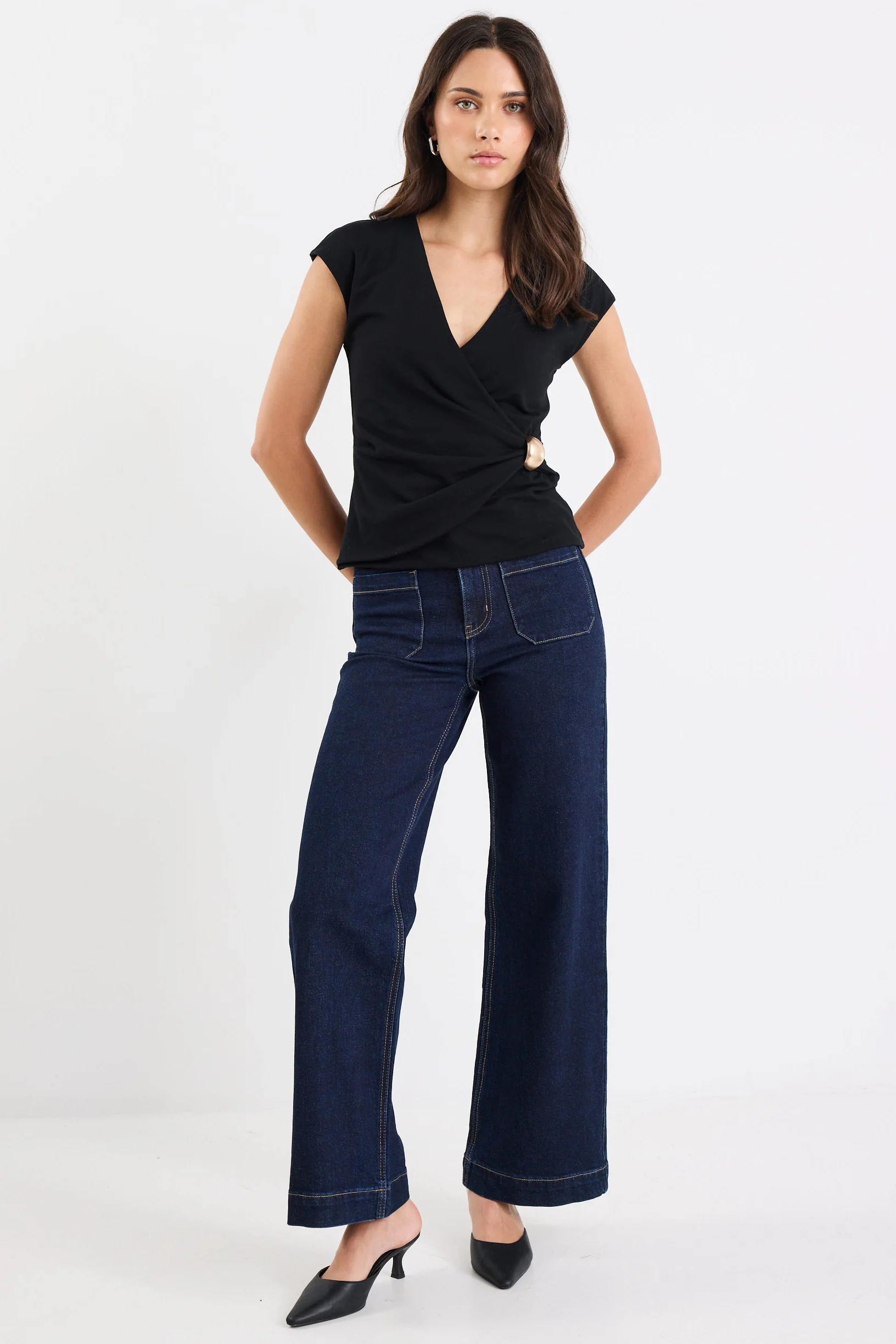 Magnetic Black Crossover Front Sleeveless Top - Image 2