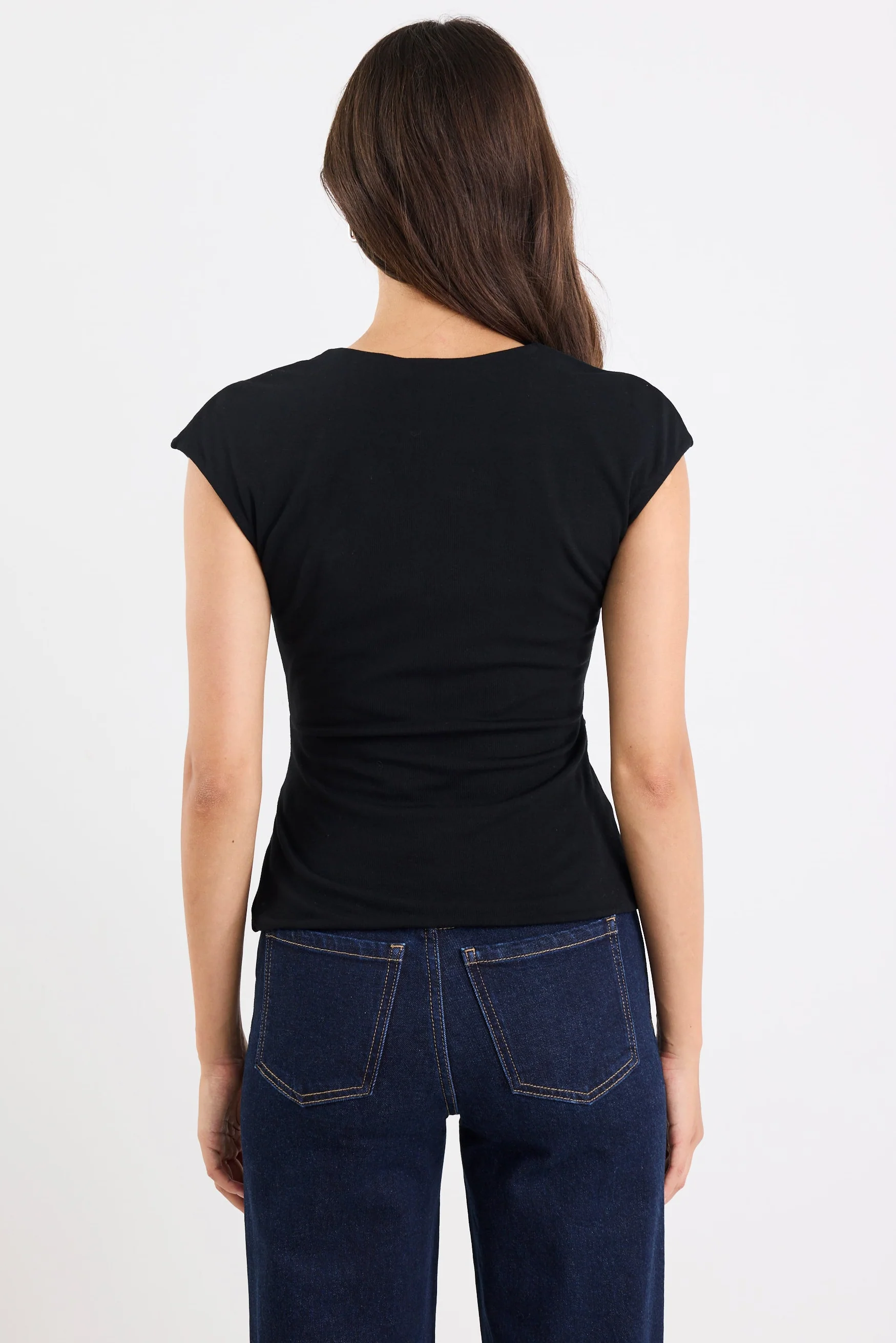 Magnetic Black Crossover Front Sleeveless Top - Image 3