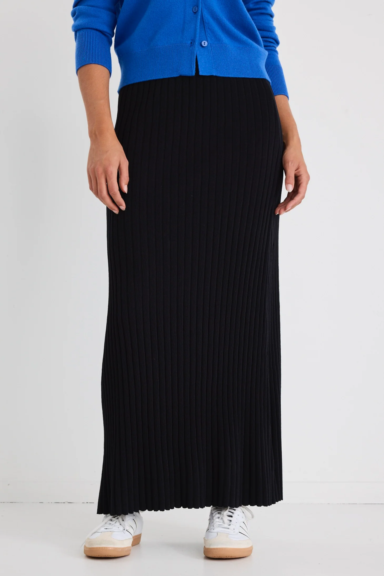 Notable Black Rib Knit Maxi Skirt - Image 2