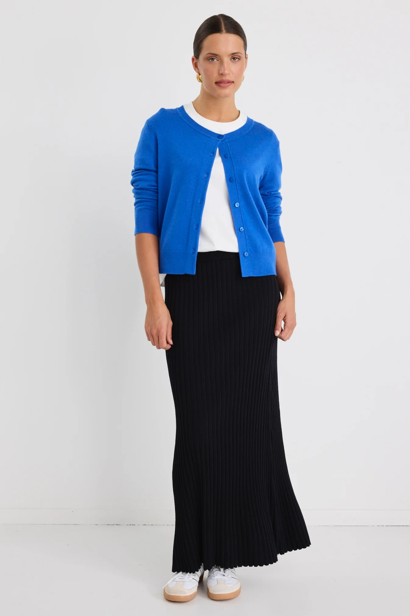 Notable Black Rib Knit Maxi Skirt - Image 4