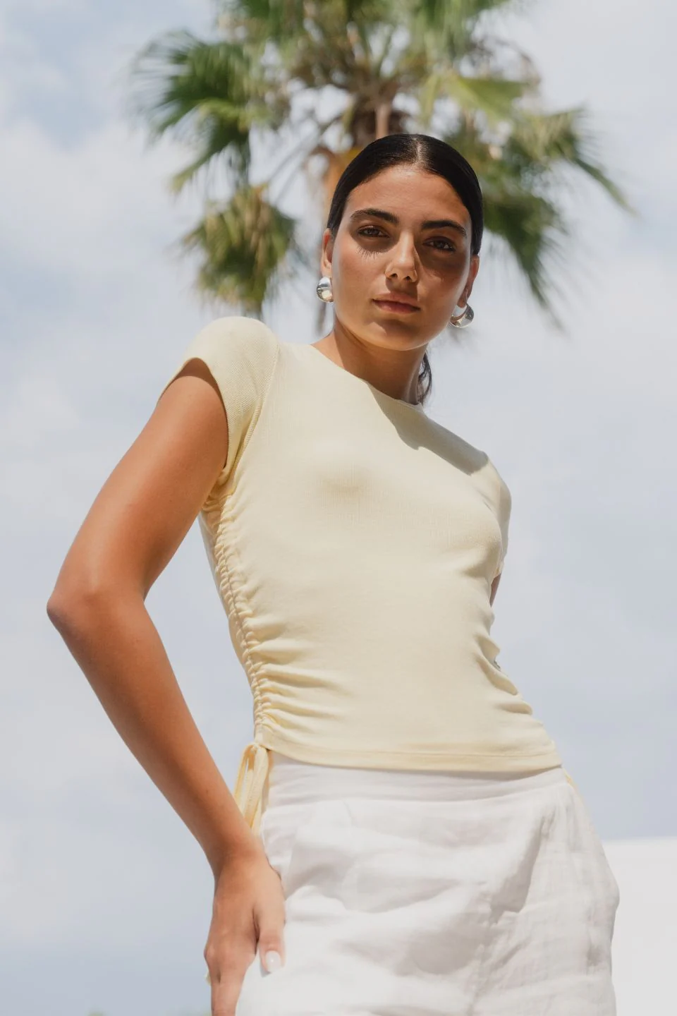 Perfect Lemon Rib Rouched Side Crop Tee