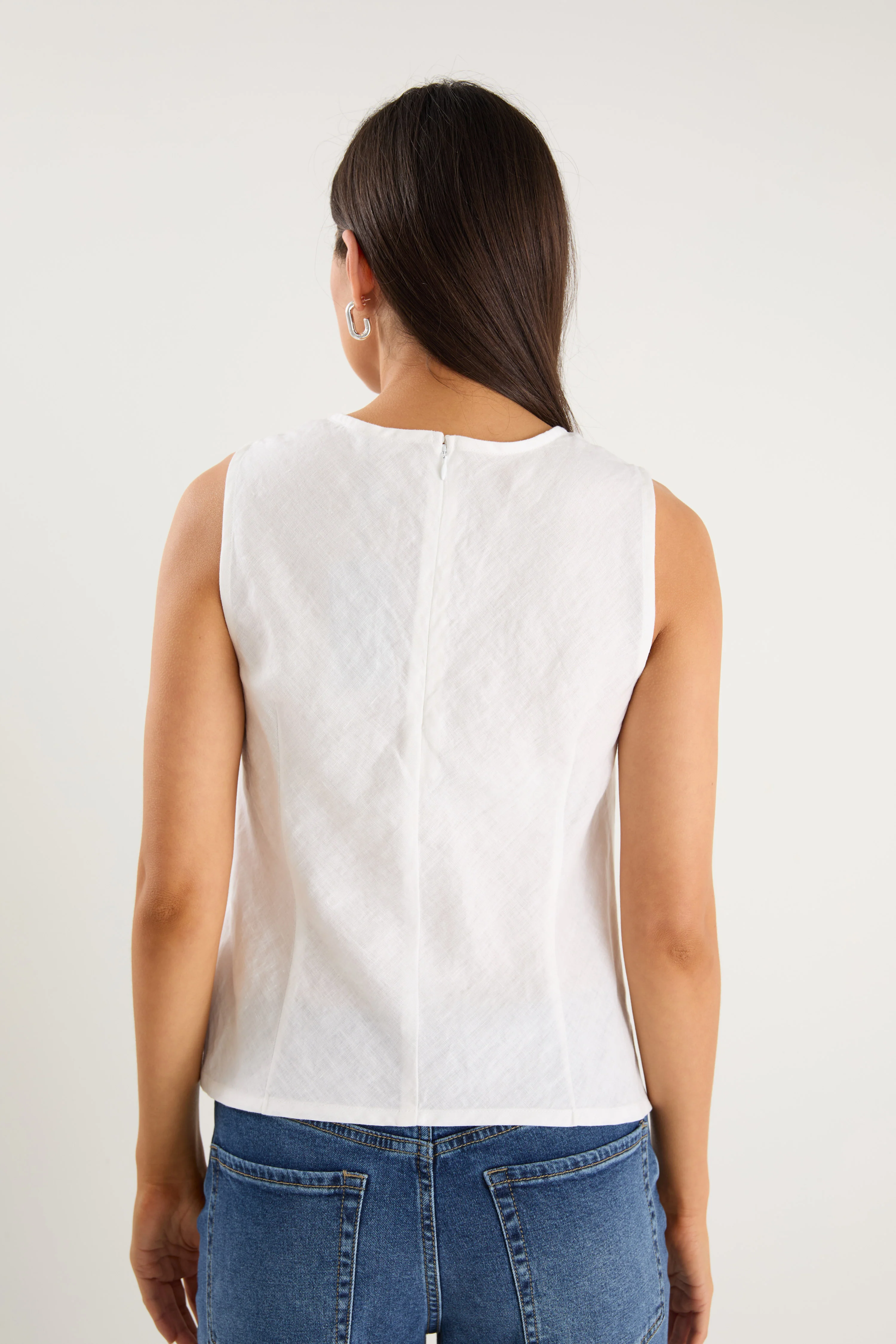 Shoreline Ivory Linen Bias Sleeveless Shell Top - Image 5