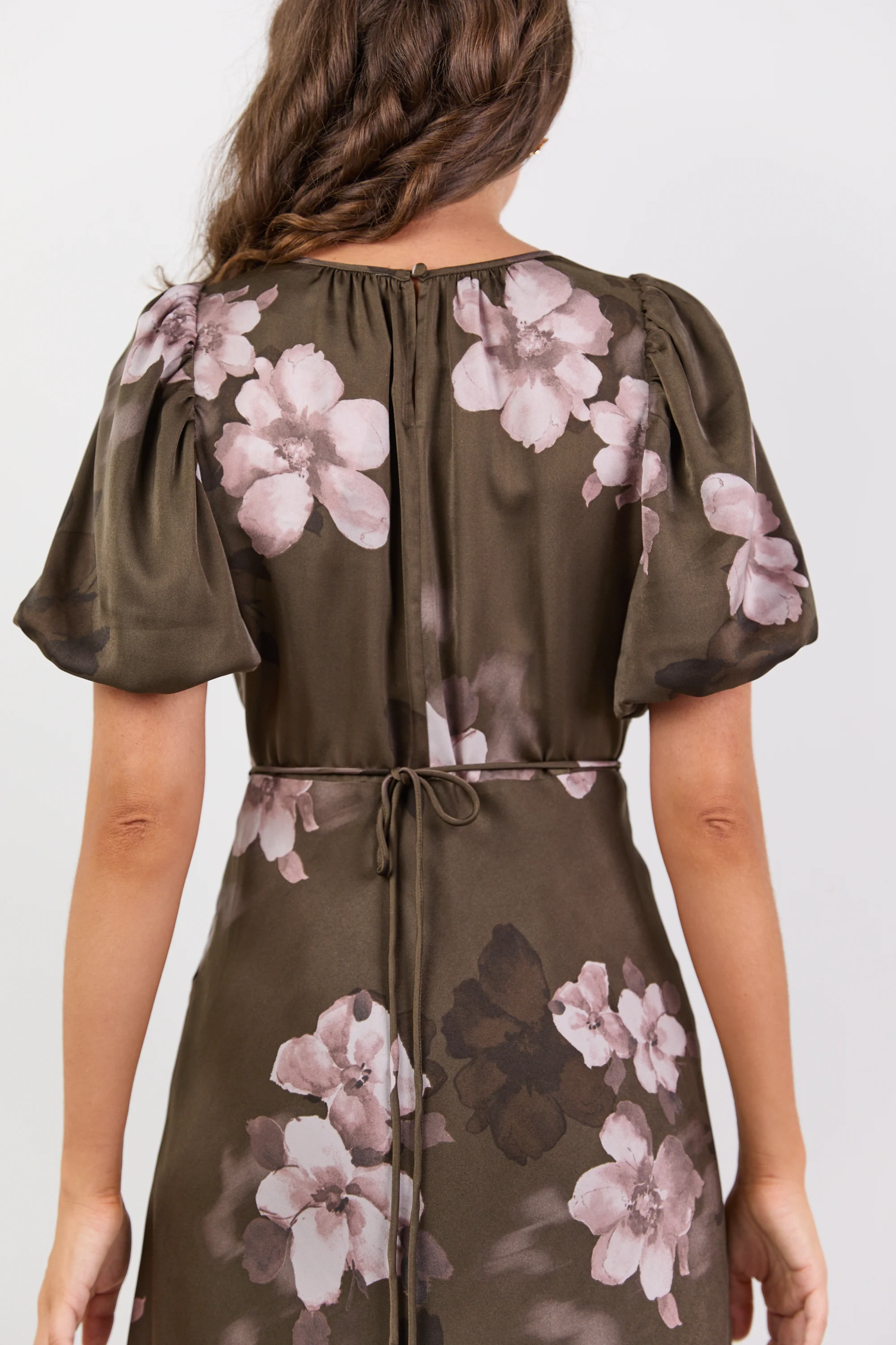 Stage Cocoa Blossom Floral Satin Puff Sleeve Floaty Maxi Dress - Image 6
