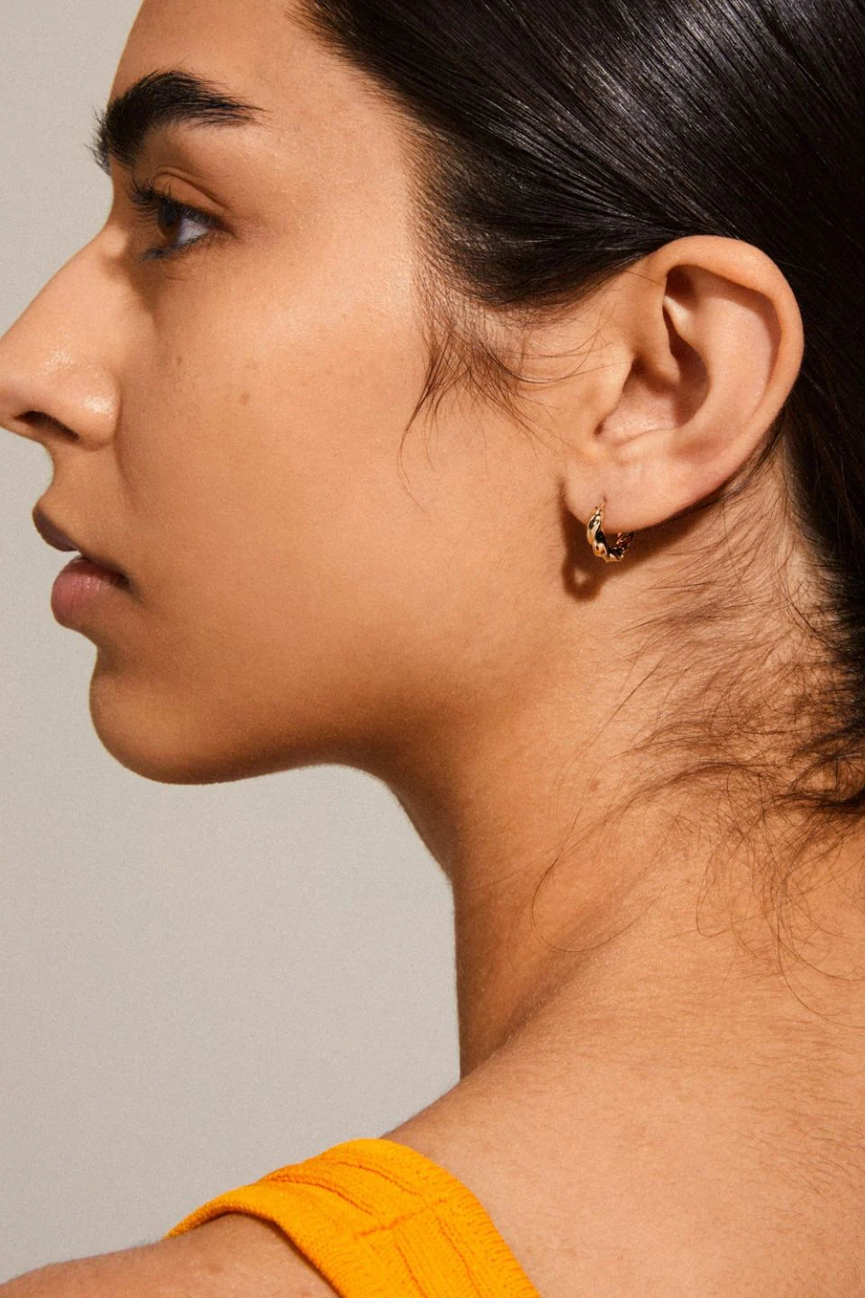 Taffy Recycled Small Swirl Hoop Earrings Gold